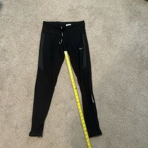 Nike dry fit leggings size small